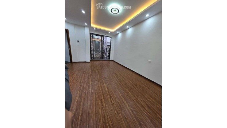 NHÀ THÔNG PHỐ HÀO NAM 45m2 x 5T_2 MẶT THOÁNG_CÁCH Ô TÔ TRÁNH 30M_VỀ Ở NGAY, hơn 8 tỷ